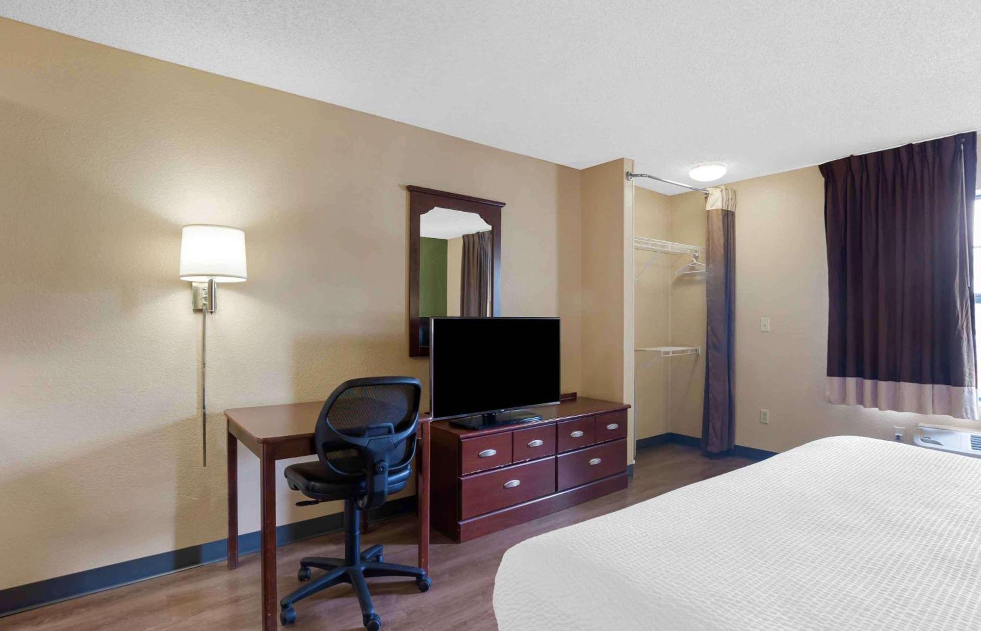 Extended Stay America Select Suites - Atlanta - Cumberland Mall Smyrna Eksteriør bilde
