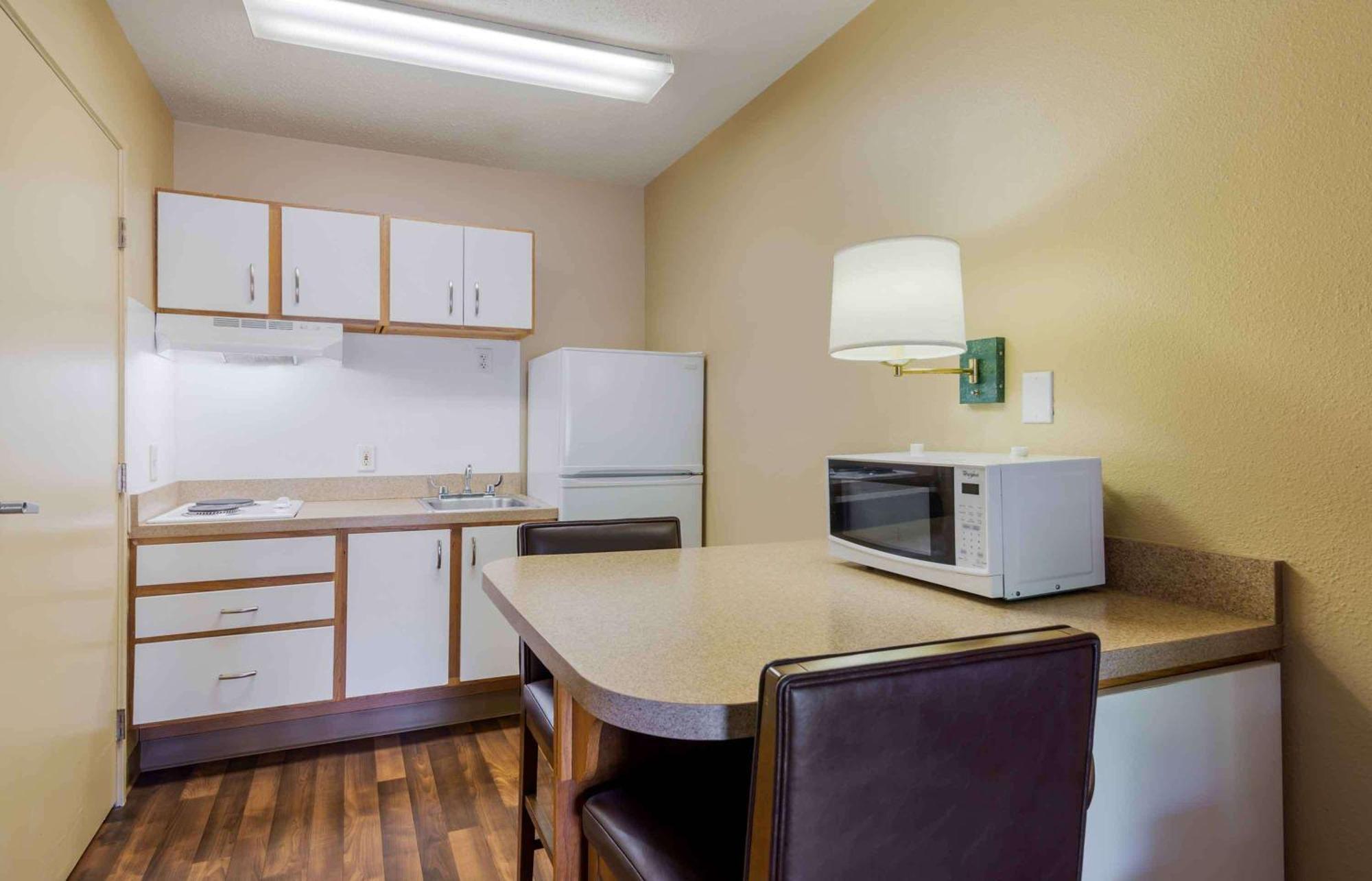 Extended Stay America Select Suites - Atlanta - Cumberland Mall Smyrna Eksteriør bilde