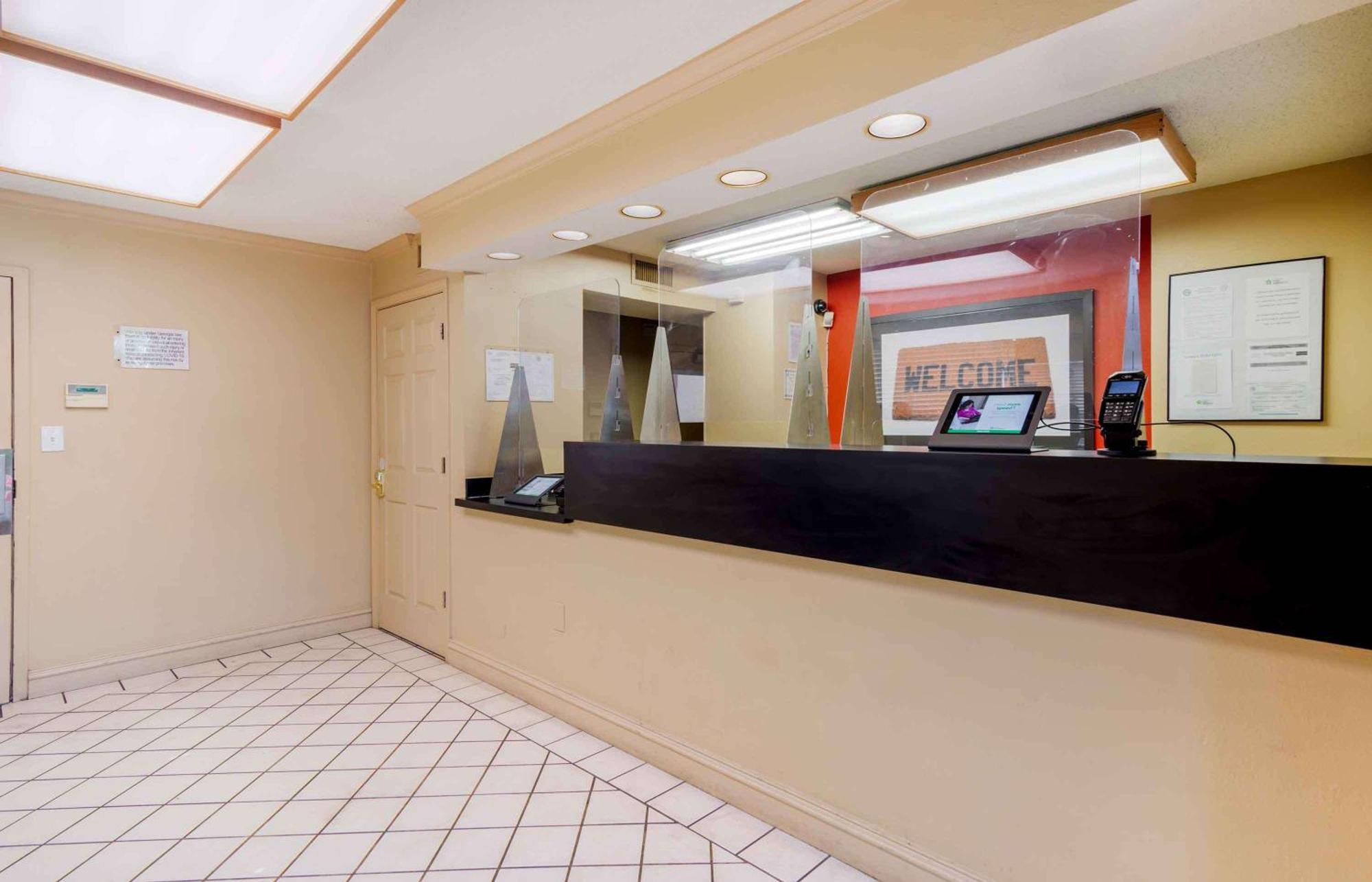 Extended Stay America Select Suites - Atlanta - Cumberland Mall Smyrna Eksteriør bilde